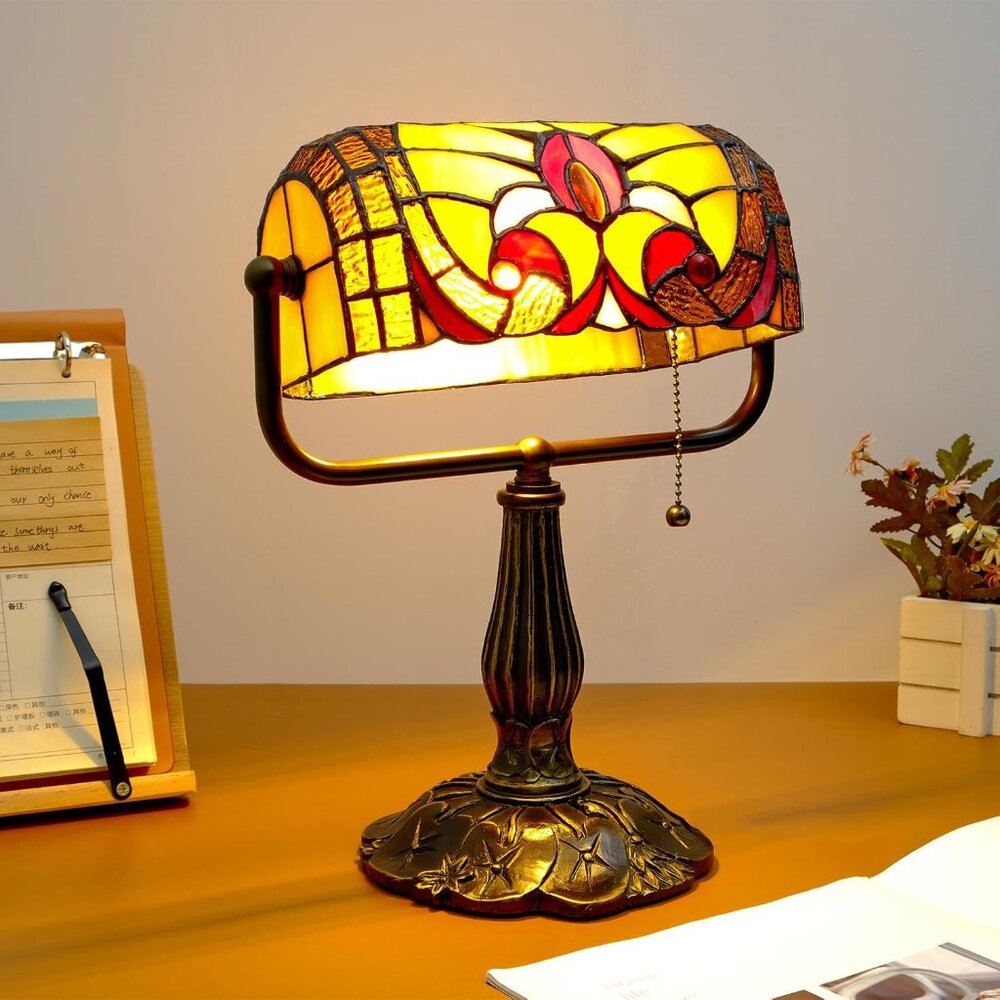 Tiffany Style Bankers Lamp - Stained Glass Desk Lamps with Baroque Design & Pull - Picture 7 of 7